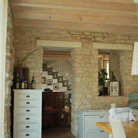 Valentina לינה וארוחת בוקר SantʼAmbrogio di Valpolicella